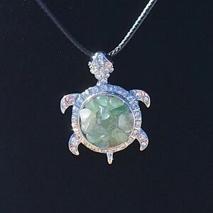 Silver and Green Turtle Pendant Necklace